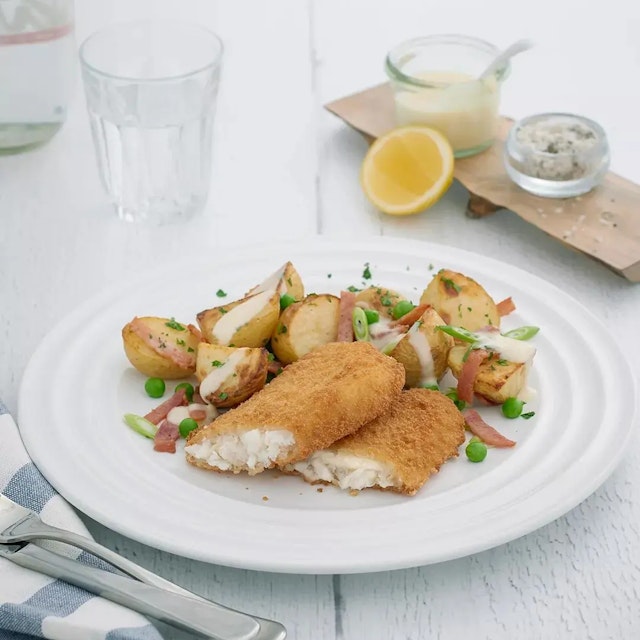 Crumbed-Fish-with-Crispy-Potato-Salad-S-3678-A